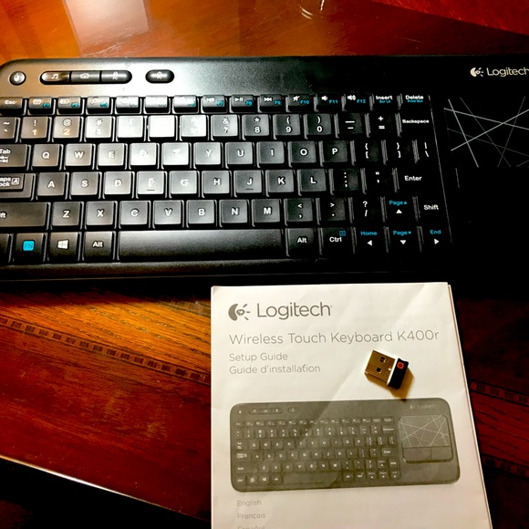 Logitech keyboard - Picture 1 of 1